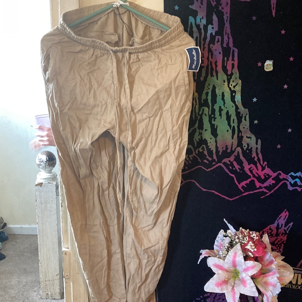baggie kakhi pants